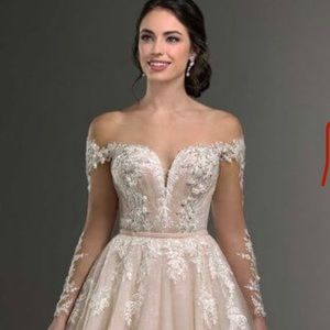 Martina Liana Bess Separates top